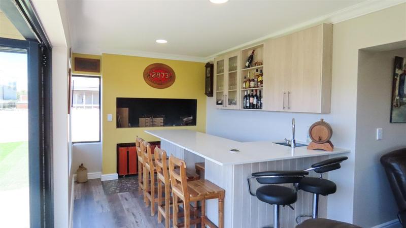 4 Bedroom Property for Sale in Reebok Western Cape
